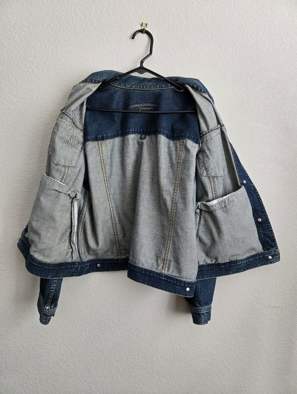 Lauren Jeans Co. Denim Womens Cowgirl Jacket All Cotton 2 Hidden Pockets Inside - Picture 10 of 11